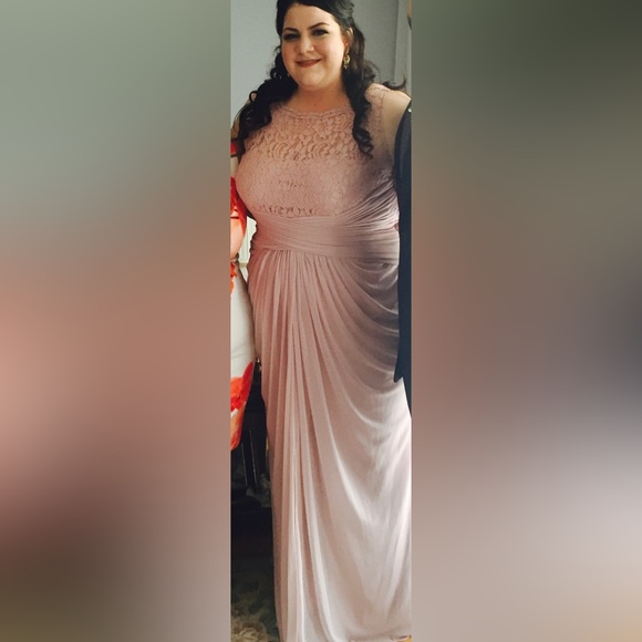 Lace & chiffon sleeveless bridesmaid dress - Picture 5 of 6